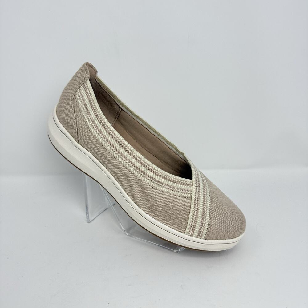 Clarks Cloudsteppers Breeze Sky Air Slip On Shoes Sand Wide 8.5 M New